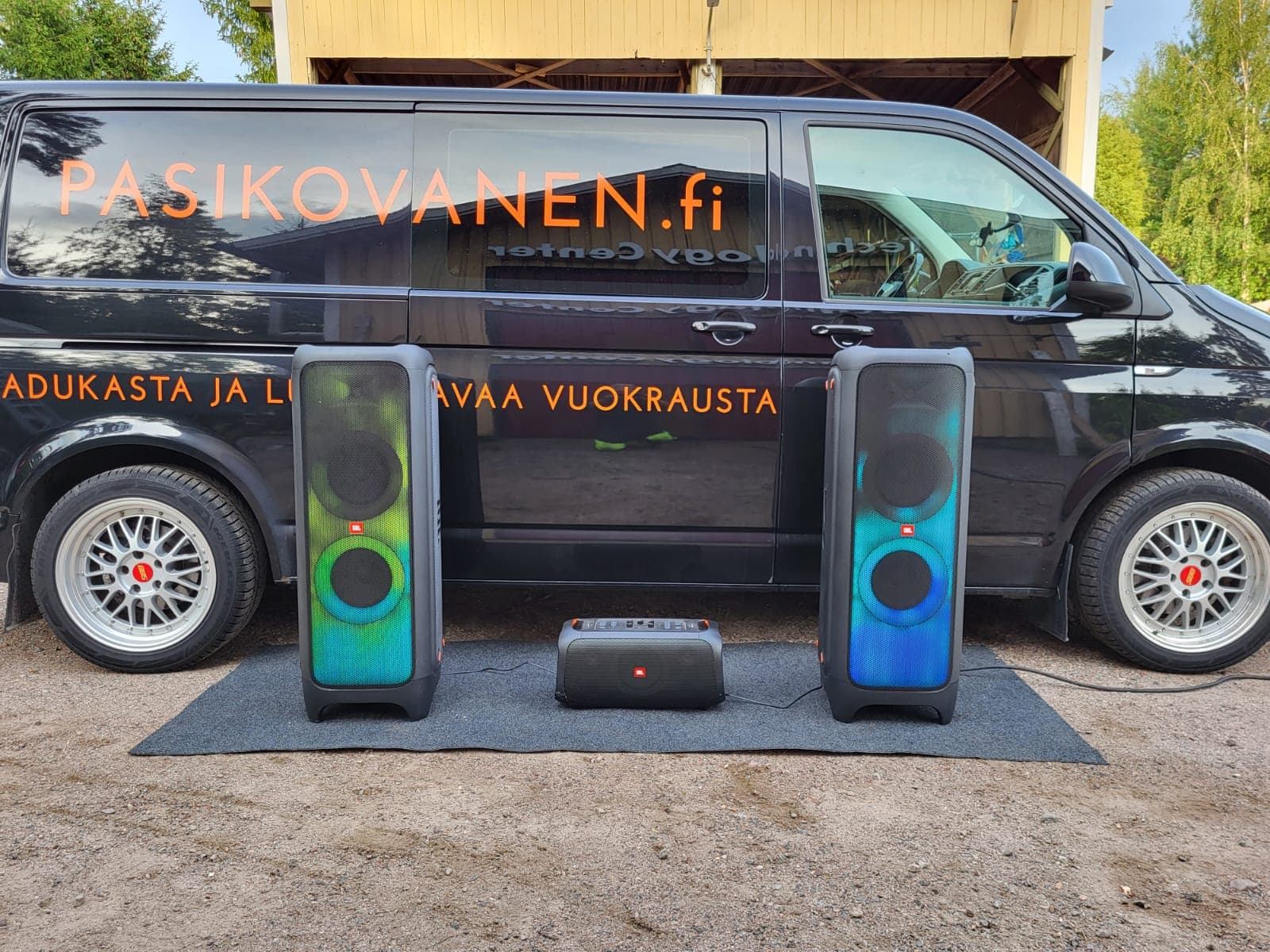 Partybox 1000 & 100 kaiuttimet